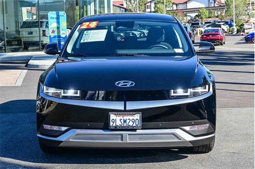 2024 Hyundai IONIQ 5 SEL