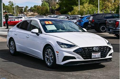2023 Hyundai SONATA SEL