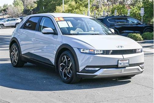 2024 Hyundai IONIQ 5 SEL