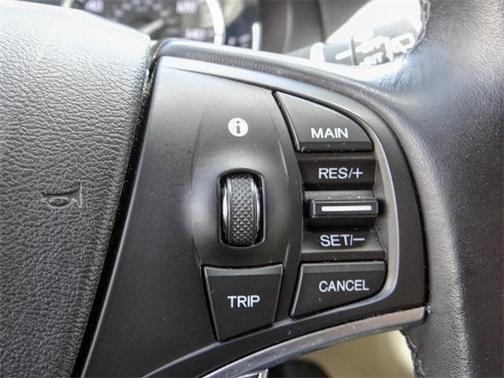 Photo 5 of 24 of 2017 Acura MDX 3.5L w/Technology Package