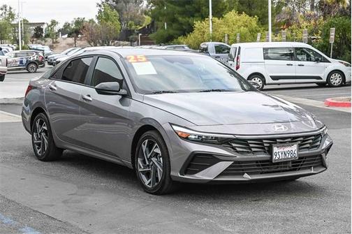2025 Hyundai ELANTRA HEV SEL Sport