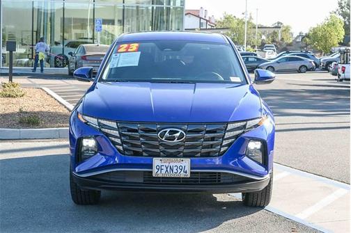 2023 Hyundai TUCSON SE