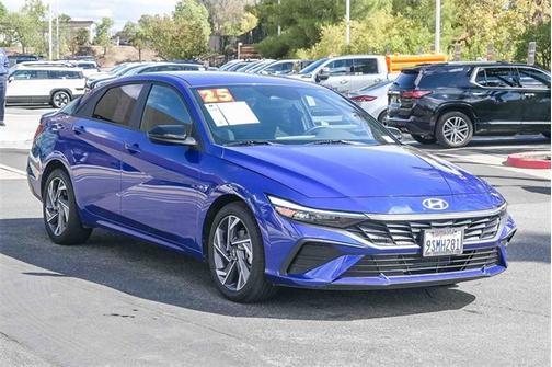 2025 Hyundai ELANTRA SEL Sport
