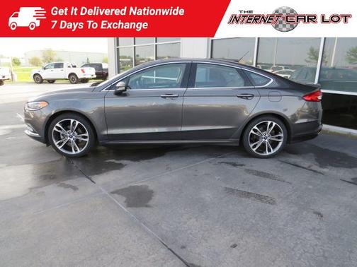 Photo 4 of 52 of 2017 Ford Fusion Titanium