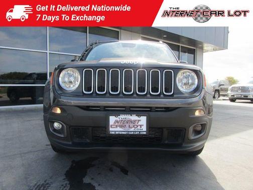 Photo 2 of 48 of 2018 Jeep Renegade Latitude