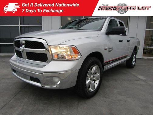 Photo 3 of 43 of 2019 RAM 1500 Classic Tradesman