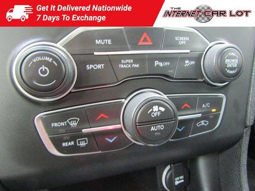 2019 Dodge Charger SXT for sale in Chicago, IL - image 22