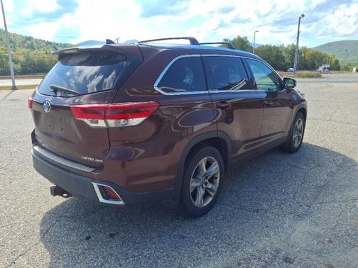 2017 Toyota Highlander Limited