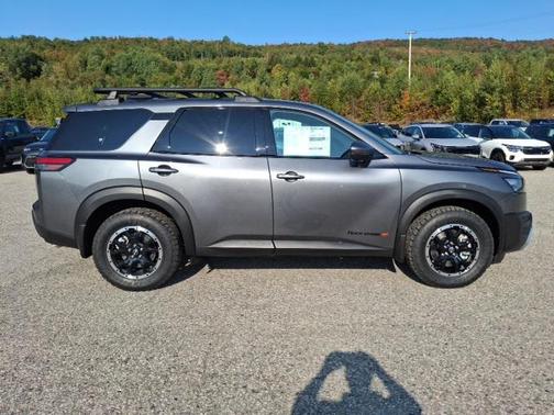 2025 Nissan Pathfinder Rock Creek 4WD