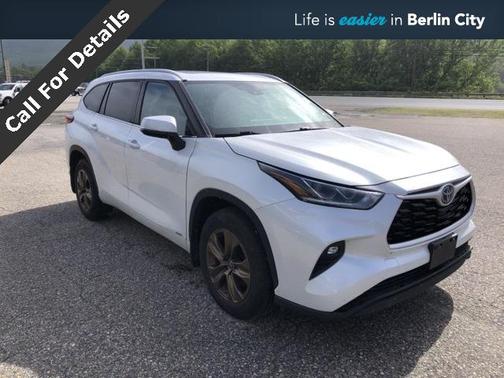 2022 Toyota Highlander Hybrid XLE