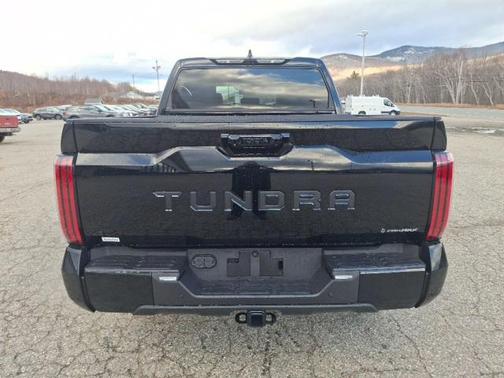 2026 Toyota Tundra Hybrid Platinum