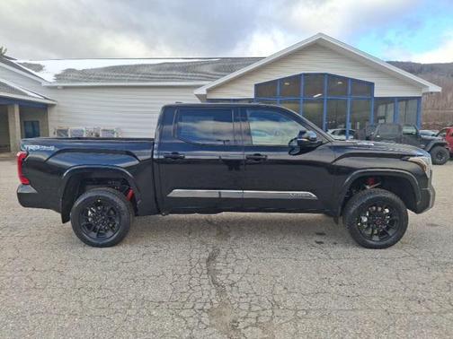 2026 Toyota Tundra Hybrid Platinum