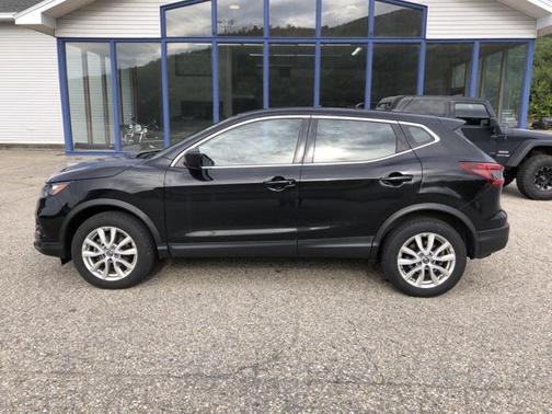 2021 Nissan Rogue Sport S