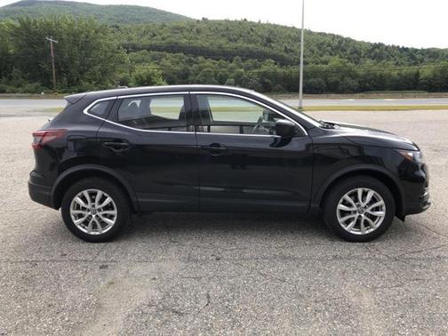 2021 Nissan Rogue Sport S