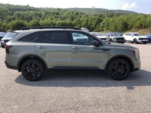 2025 Kia Sorento SX