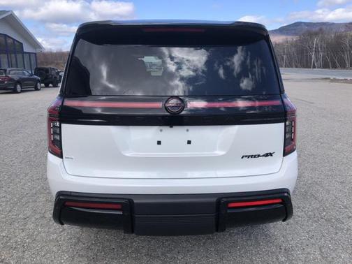 2025 Nissan Armada PRO-4X 4WD
