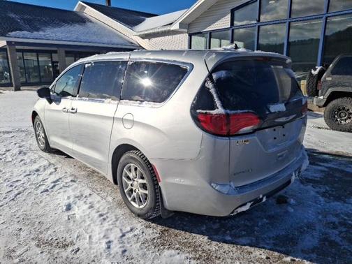 2026 Chrysler Voyager LX