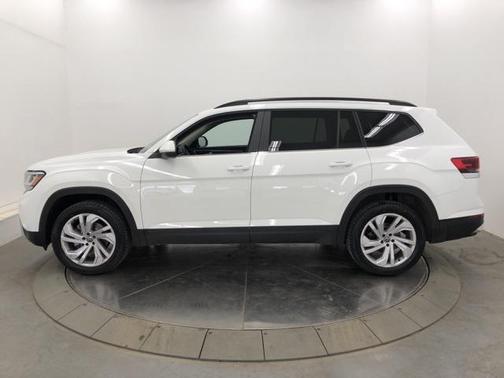 2023 Volkswagen Atlas 2.0T SE w/Technology 4MOTION