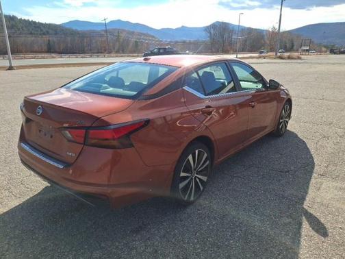 2021 Nissan Altima SR Intelligent AWD