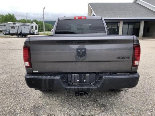 2021 RAM 1500 Classic Warlock Quad Cab 4x4 6'4' Box