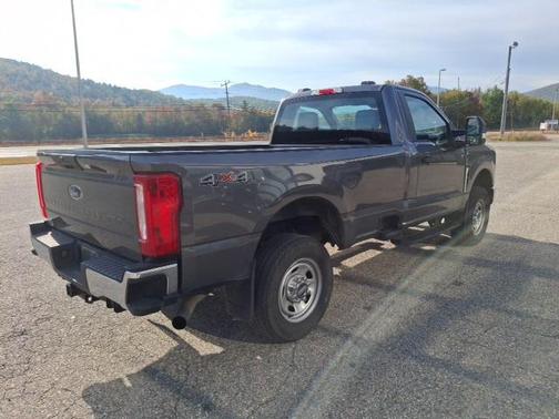 2023 Ford F-350 XL