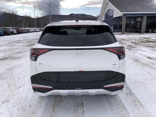 2025 Kia Sportage Hybrid LX
