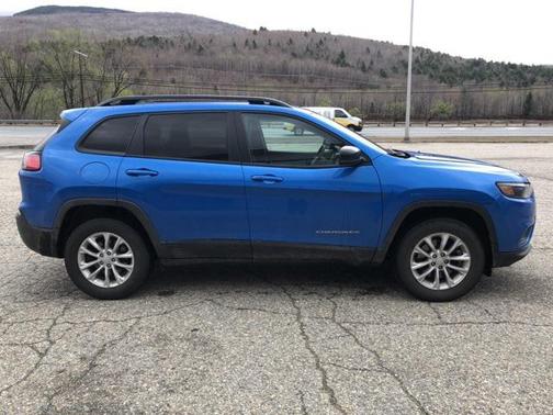 2022 Jeep Cherokee Latitude Lux