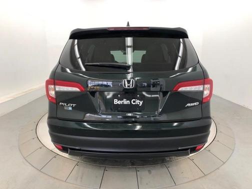 Photo 5 of 24 of 2019 Honda Pilot LX