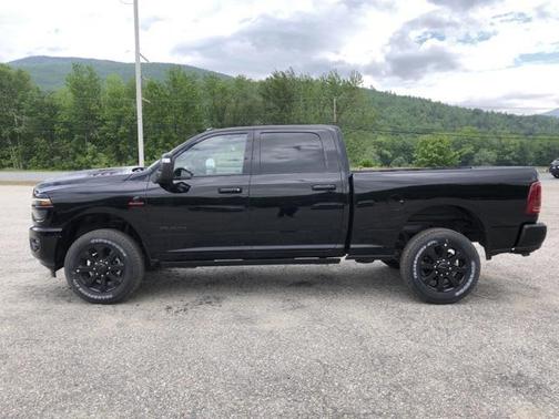 2025 RAM 2500 Laramie Crew Cab 4x4 6'4' Box