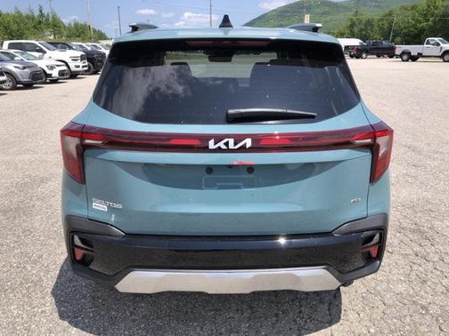 2025 Kia Seltos EX