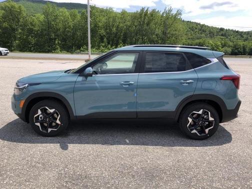2025 Kia Seltos EX