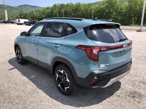 2025 Kia Seltos EX