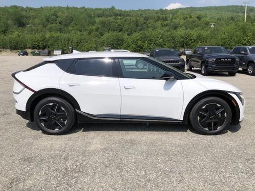 2025 Kia EV6 Wind