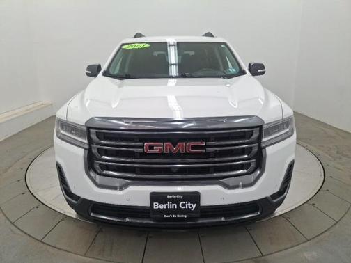 2023 GMC Acadia AWD AT4