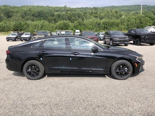 2026 Kia K5 LXS