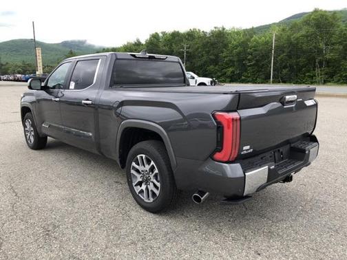 2025 Toyota Tundra Hybrid 1794 Edition