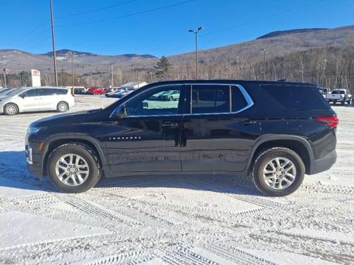 2022 Chevrolet Traverse LS
