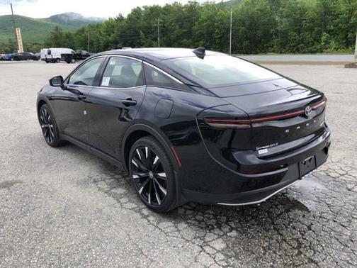 2025 Toyota Crown Platinum