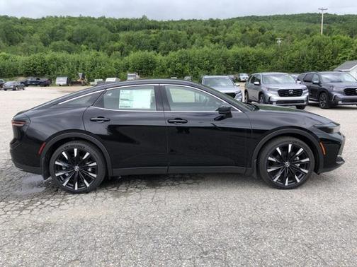 2025 Toyota Crown Platinum