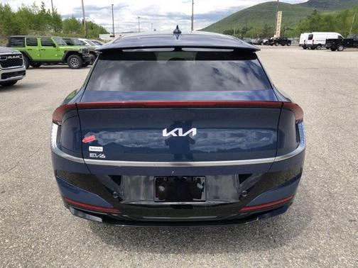 2025 Kia EV6 Wind