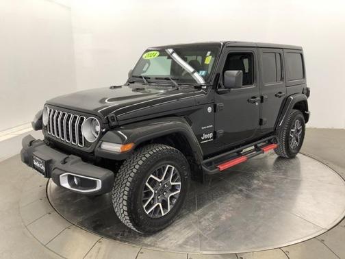 2024 Jeep Wrangler 4-Door Sahara 4x4