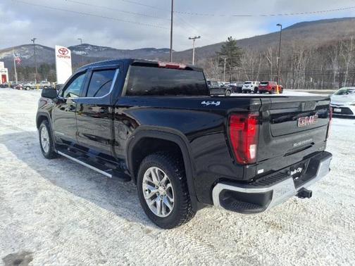 2022 GMC Sierra 1500 SLE