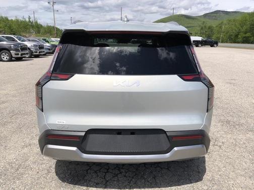 2026 Kia EV9 Land