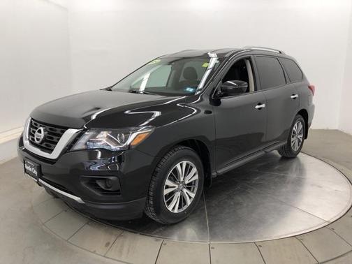 2020 Nissan Pathfinder S 4WD