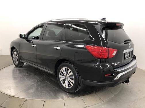 2020 Nissan Pathfinder S 4WD