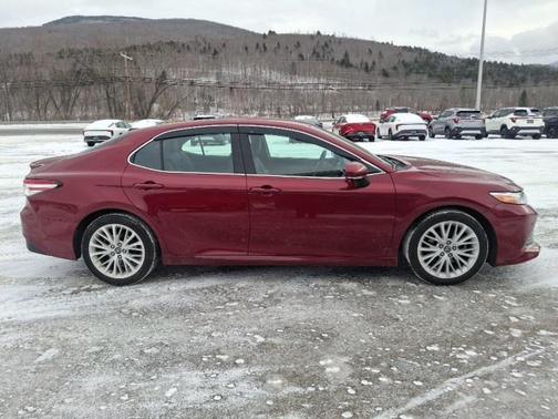 2018 Toyota Camry XLE