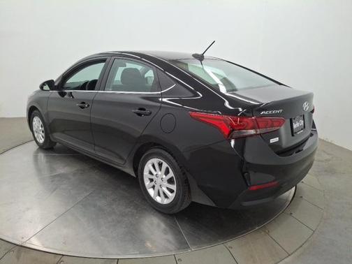 2022 Hyundai Accent SEL