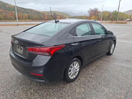 2022 Hyundai Accent SEL