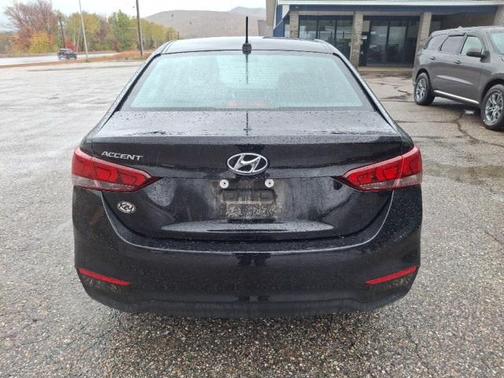 2022 Hyundai Accent SEL