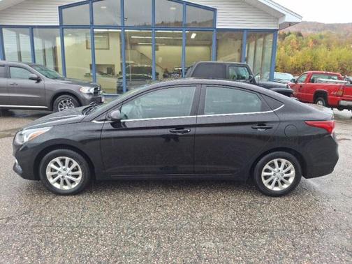 2022 Hyundai Accent SEL